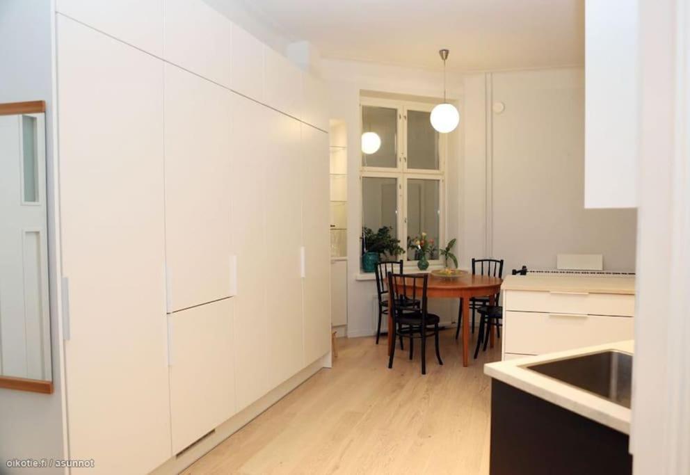 Corner Apartment Helsinki Extérieur photo